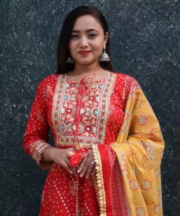 Bandhani Kurti, Pant with Dupatta